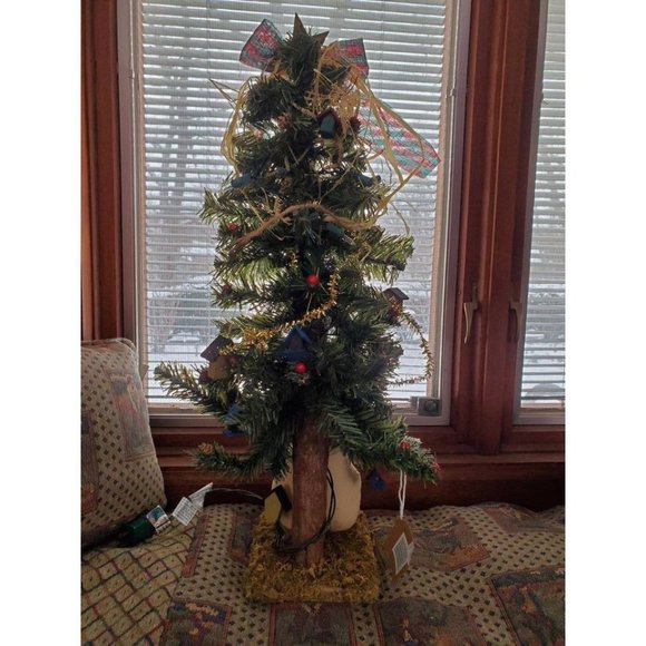 Handmade Lighted Tabletop Holiday/Christmas Tree with Wood Birdhouse Ornaments - Picture 6 of 9